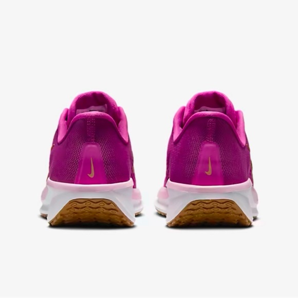 Nike🌿Nike Quest 6 Road Running Shoes - Picture 9 of 9